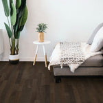 Charger l'image dans la visionneuse de galerie, Solid maple Notre-Dame flooring with matte finish and natural wood character