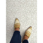 Charger l'image dans la visionneuse de galerie, FloorPops Estate 12-in x 12-in Vinyl Peel & Stick Floor Tiles (20 sq.ft./case)