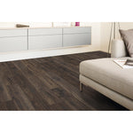 Charger l'image dans la visionneuse de galerie, Revêtement de sol stratifié TrafficMaster Espresso Hickory, brun foncé, 12 mm x 7,6 po x 54,45 po (17,24 pi²/boîte)