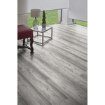 Charger l'image dans la visionneuse de galerie, Revêtement de sol stratifié aspect bois gris TrafficMaster Harrison Oak 12 mm x 7,6 po l x 54,45 po L (17,24 pi²/boîte)