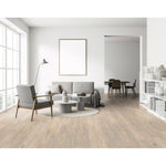 Charger l'image dans la visionneuse de galerie, Revêtement de sol stratifié aspect bois beige et beige Lifeproof Oceanside Oak 10 mm x 7,6 po l x 54,45 po L (20,11 pi²/boîte)