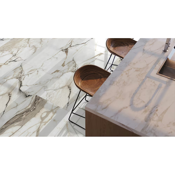 Carreau de porcelaine rectifié poli Calacatta Solano 24 po x 48 po Anatolia (15,5 pi ca/caisse)