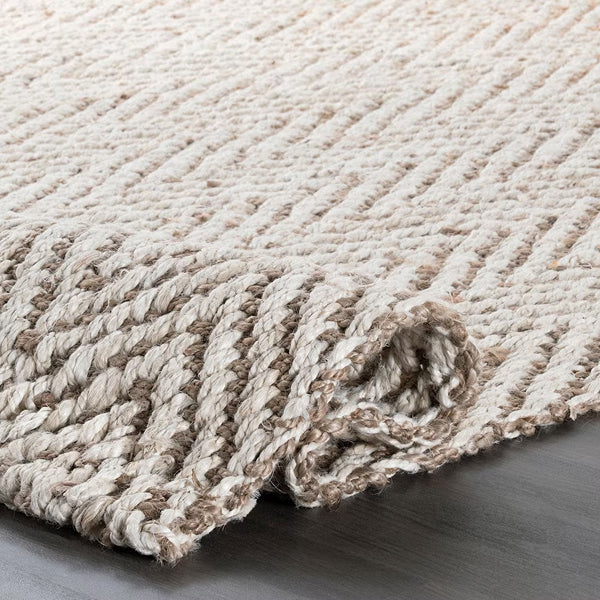 Tapis d'intérieur nuLOOM Vania Chevron en jute blanc cassé 90 cm x 150 cm