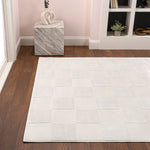 Charger l&#39;image dans la visionneuse de galerie, Tapis moderne à damier géométrique JONATHAN Y Thea, blanc/crème, 1,5 m x 2,4 m
