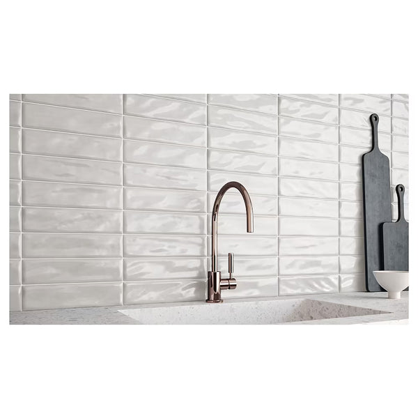 Carreaux muraux en céramique pressée brillante Artisan Fog Anatolia 3 po x 12 po (10,66 pi²/caisse)