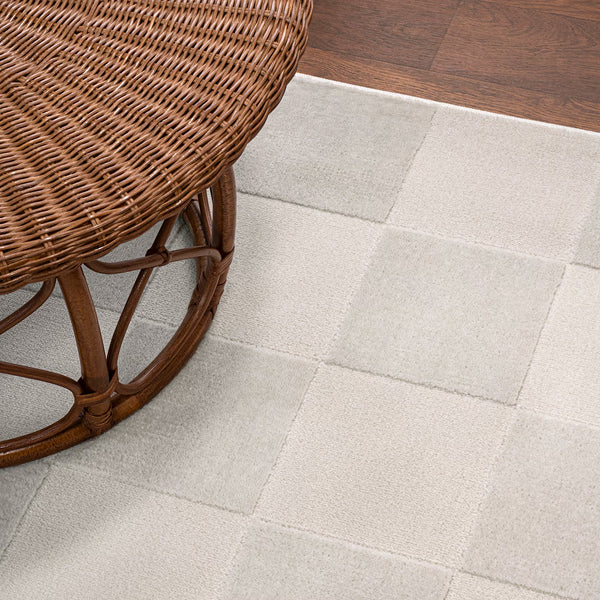 Tapis moderne à damier géométrique JONATHAN Y Thea, blanc/crème, 1,5 m x 2,4 m