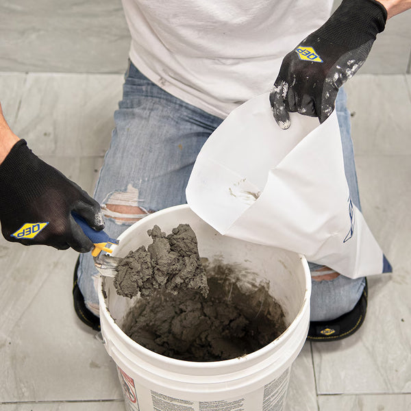 QEP Grout Installation Bag with Heavy-Duty Latex Tip – 12.75 in x 22.75 in