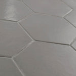 Charger l'image dans la visionneuse de galerie, Merola Tile Hexatile Matte Gris Porcelain Tile 0.37 inch Thick 7 inch x 8 inch 7.67 sq ft/case Matte Hexagon