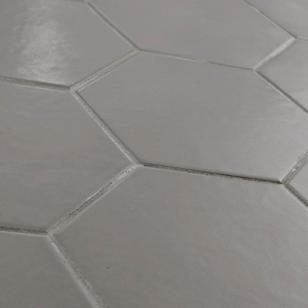 Merola Tile Hexatile Matte Gris Porcelain Tile 0.37 inch Thick 7 inch x 8 inch 7.67 sq ft/case Matte Hexagon