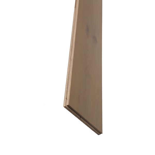 GUOYA Wirebrushed European Oak 7-1/2-inch x 75-inch Engineered Warm Hazelnut Flooring (19.43 sq.ft. / Case)