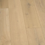 Charger l'image dans la visionneuse de galerie, Malibu Wide Plank French Oak Lakewood 5/8 in. x 9.4 in. Wire Brushed Engineered Hardwood Flooring (34.10 sq. ft./case)