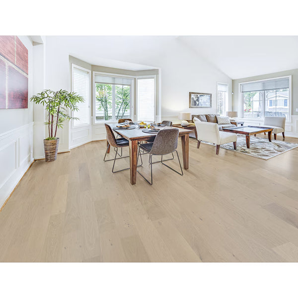 Plancher de bois franc d'ingénierie Home Decorators, chêne blond miel, 6,5 po de largeur x longueur variable (17,05 pi²/caisse)