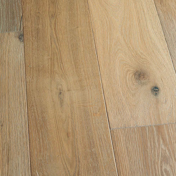 Plancher de bois franc d'ingénierie Malibu Wide Plank en chêne français Belmont, 3/8 po x 6-1/2 po x longueurs variables (23,64 pi²/boîte)