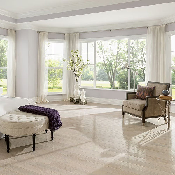 Bruce AO Oak Sugar White 3/4-inch Thick x 3-1/4-inch W Solid Hardwood Flooring (22 sq. ft. / case)