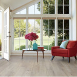 Charger l&#39;image dans la visionneuse de galerie, Plancher de bois franc d&#39;ingénierie Malibu Wide Plank Mavericks, chêne français, 1/2 po x 7-1/2 po x longueurs variables (23,31 pi²/boîte)
