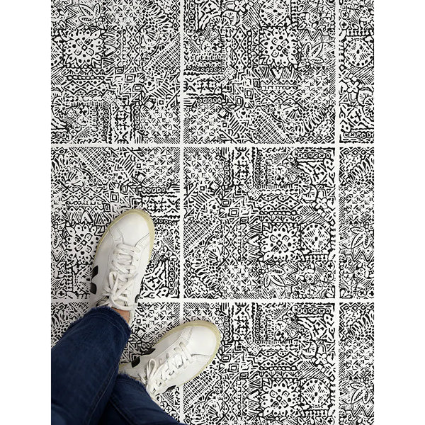 Ensemble de 20 carreaux de vinyle FloorPops Charcoal Reo de 12 po x 12 po (20 pi2)