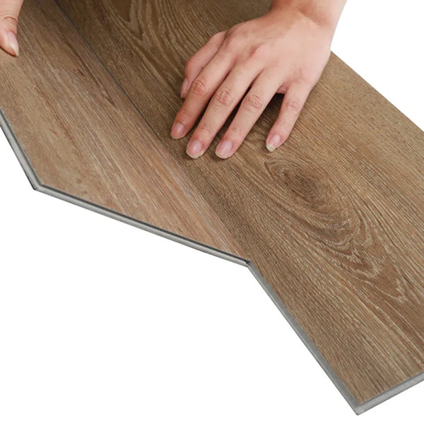 Highlands Oak 9 in. W x 60 in. L Laminate Flooring (22.99 sq.ft./case)