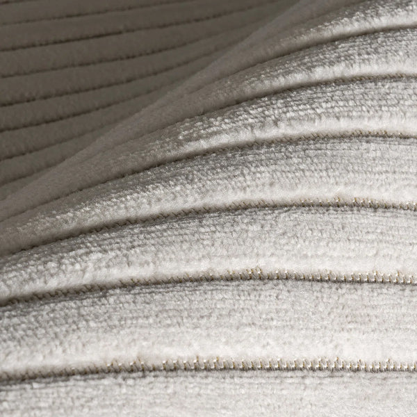 Amasha High-Low Striped Indoor/Outdoor Area Rug