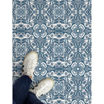 Charger l&#39;image dans la visionneuse de galerie, Ensemble de 20 carreaux de vinyle FloorPops Blue Erina 12 po x 12 po (1 pi² chacun)
