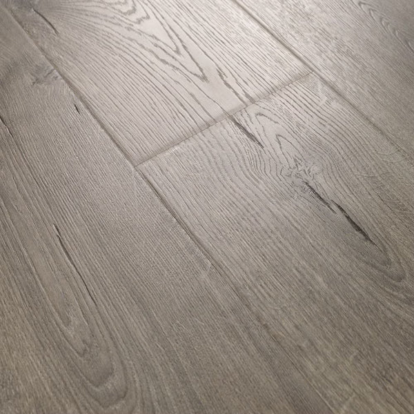 Pergo Outlast+ Vintage Pewter Oak 10 mm x 7.48-inch x 47.24-inch Laminate Flooring (19.63 sq. ft. per case)