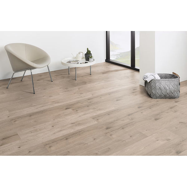 Revêtement de sol stratifié aspect bois TrafficMaster River Oak, beige et beige, 12 mm x 7,6 po l x 54,45 po L (17,24 pi²/boîte)