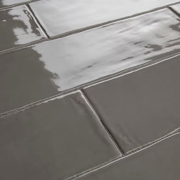 Merola Tile Chester Grey Ceramic Wall Tile 0.4 inch Thick 3 inch Wide 5.72 sq ft/case Glossy Subway Finish