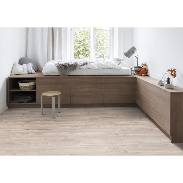 Home Decorators Collection Thornton Beach Oak 14mm x 7.6 in. W x 54.45 in. L Medium Brown Wood Look Laminate Flooring (17.24 sq.ft./case)
