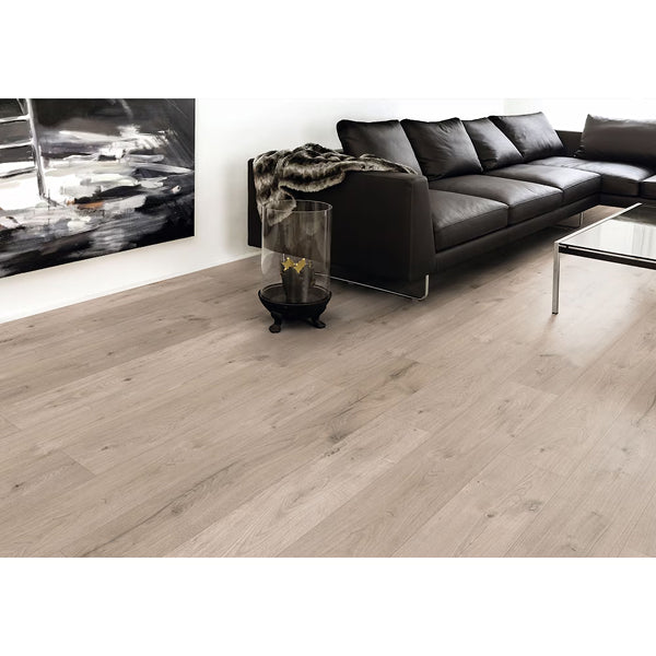 Revêtement de sol stratifié aspect bois TrafficMaster River Oak, beige et beige, 12 mm x 7,6 po l x 54,45 po L (17,24 pi²/boîte)