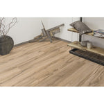 Charger l&#39;image dans la visionneuse de galerie, Revêtement de sol stratifié aspect bois Lifeproof Renfrew Oak, 8 mm x 12,95 po l x 50,79 po L, beige moyen et beige clair (27,41 pi²/boîte)

