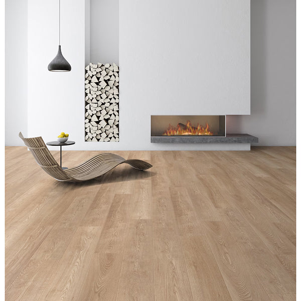 Revêtement de sol stratifié aspect bois, collection Home Decorators, chêne Jackson, 14 mm x 7,6 po l x 54,45 po L, beige moyen et beige clair (17,24 pi²/boîte)