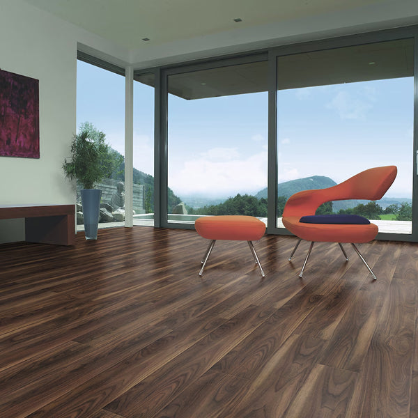 Revêtement de sol stratifié Lifeproof Valley Walnut, brun foncé, 10 mm x 7,6 po x 54,45 po (20,11 pi²/boîte)