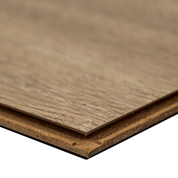 Revêtement de sol stratifié Home Decorators Collection, chêne Amber Haze, 7 po l x 48 po L (15,39 pi²/boîte)