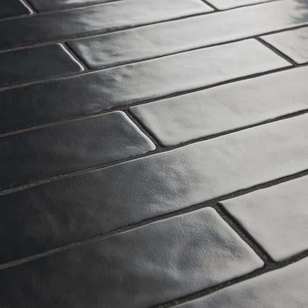 Merola Tile Chester Matte Nero Ceramic Wall Tile 2 inch Width 10 inch Length 13.44 sq ft/case Matte Subway Finish