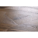Charger l&#39;image dans la visionneuse de galerie, Revêtement de sol stratifié aspect bois brun foncé Lifeproof Mountainside Oak, 8 mm x 12,95 po l x 50,79 po L (27,41 pi²/boîte)
