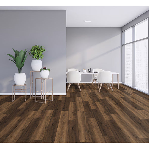 Revêtement de sol stratifié TrafficMaster Cabin Hickory, brun foncé, 10 mm x 6,26 po l x 54,45 po L (18,94 pi²/boîte)