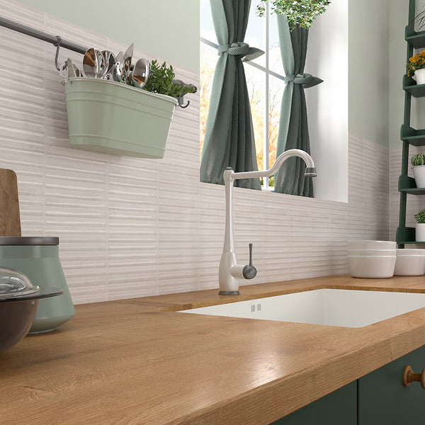 Carrelage mural cannelé poli blanc Ivy Hill Mawr 5,9 po x 11,81 po 0,31 po d'épaisseur 9,68 pi ca/caisse